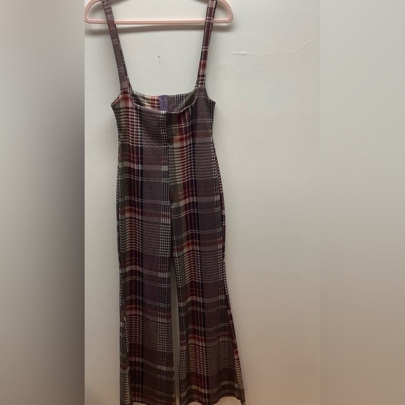 Goodtimes USA Size Medium Sleeveless Jumpsuit Back Zipper Closure Flare Bottom - Picture 3 of 9